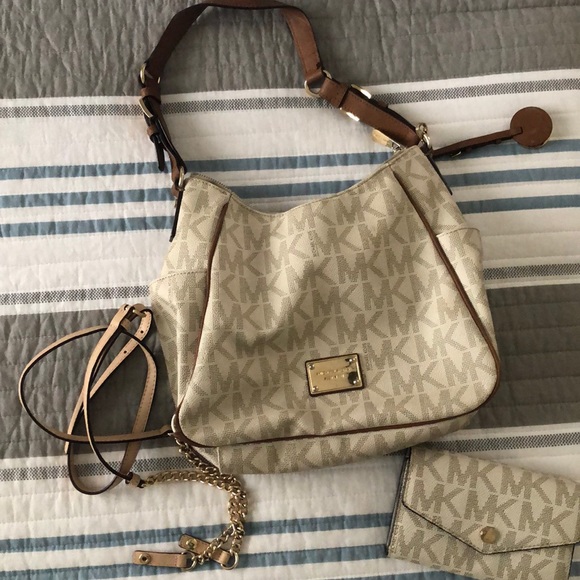 Michael KORS Purse, Wallet and Wallet Extender - Picture 1 of 1